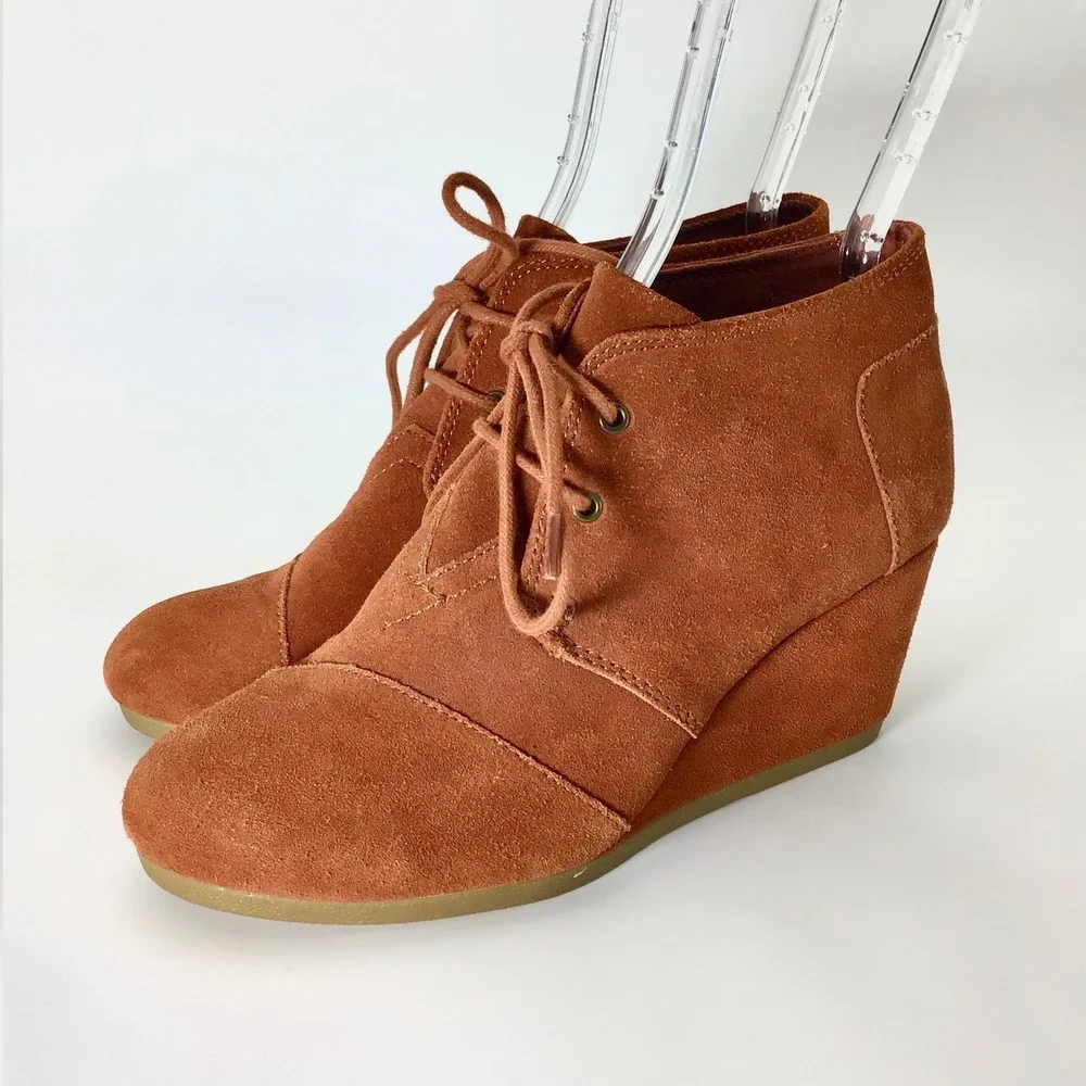 Toms Kala Rust Brown Lace Up‎ Suede Wedge Heels Ankle Boot Booties Women's 7.5
